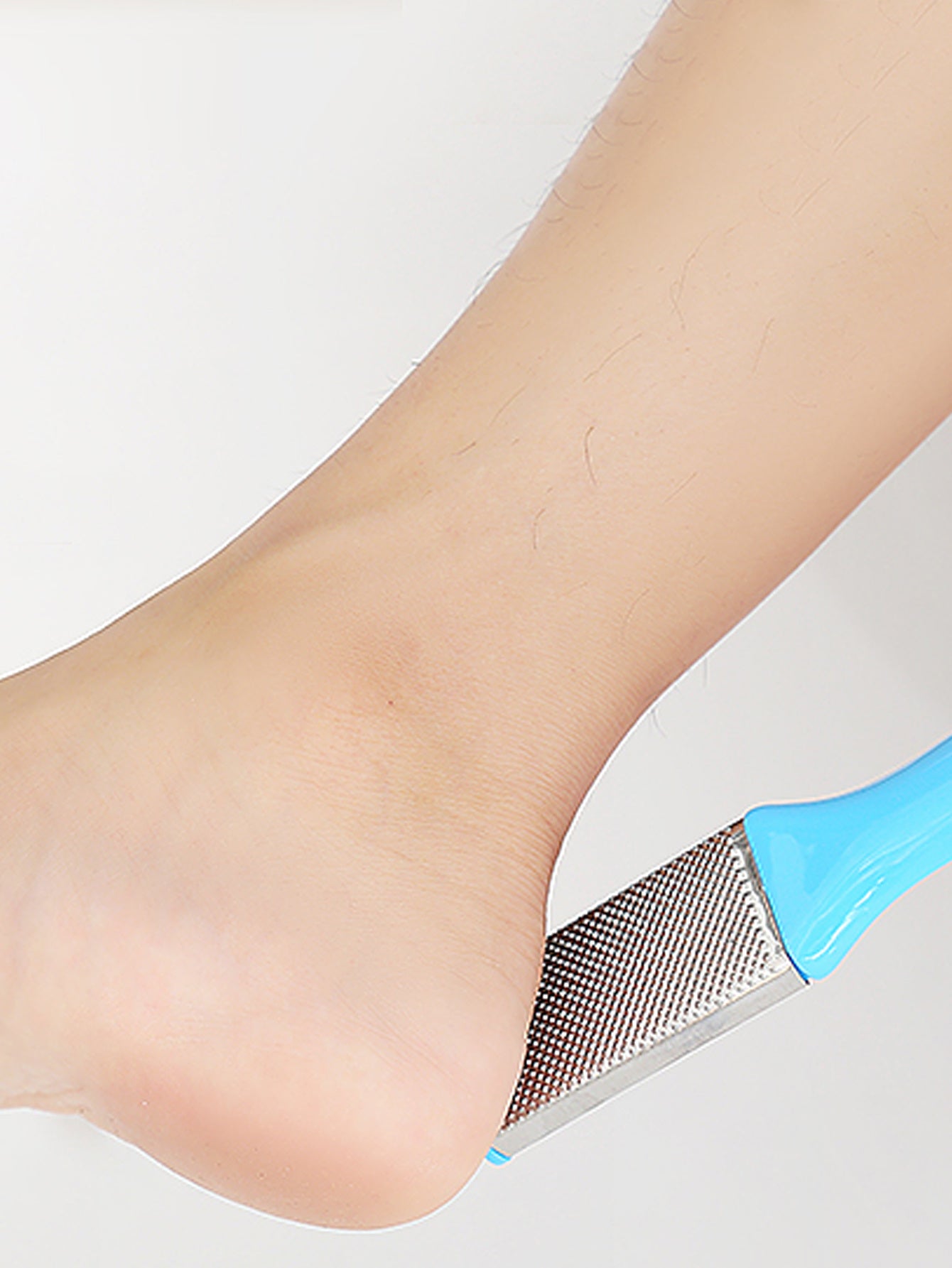 Professional 7-in-1 Pedicure Tool Set for Dead Skin Removal and Foot Care - Includes Callus Remover and Foot File for Men and Women