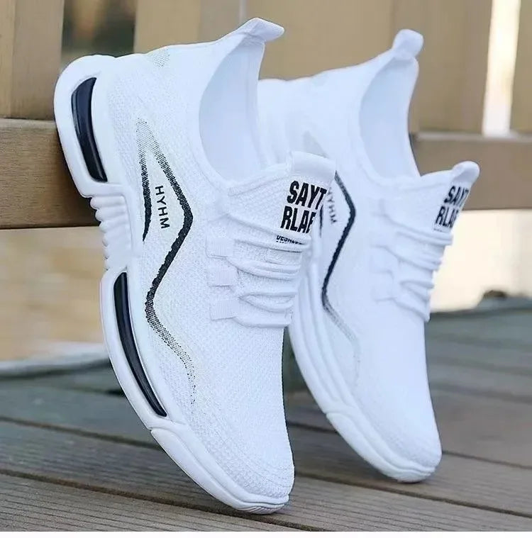 Chaussures de printemps légères et déodorantes pour hommes Baskets en maille respirante Chaussures confortables et tendance polyvalentes pour hommes