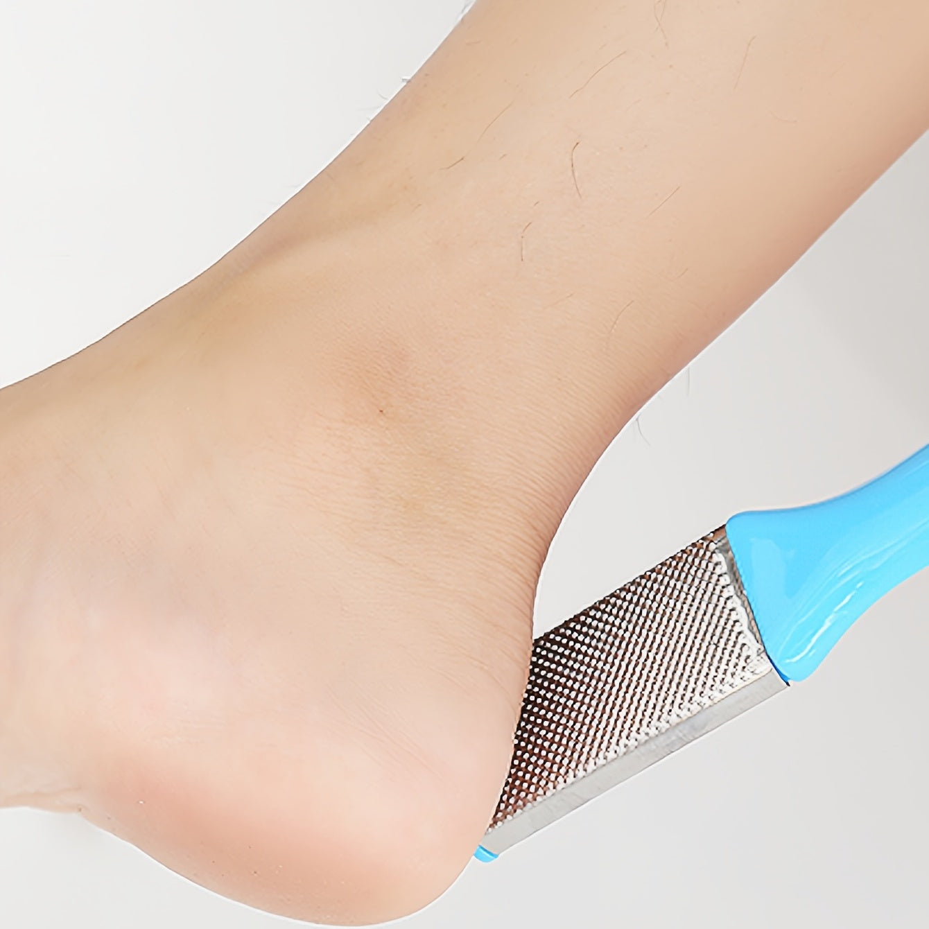 Professional 7-in-1 Pedicure Tool Set for Dead Skin Removal and Foot Care - Includes Callus Remover and Foot File for Men and Women