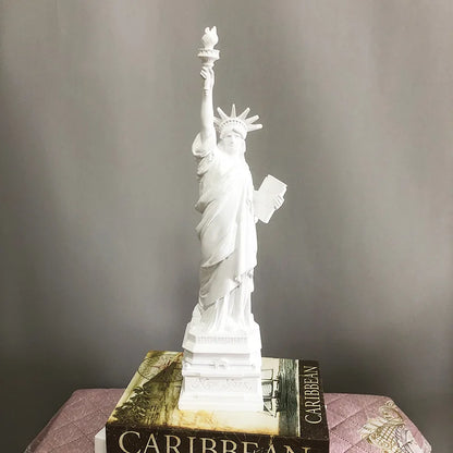ERMAKOVA Statue of Liberty Model Desk Accessories Collectibles Travel Souvenirs New York Office Home Interior Room Decoration