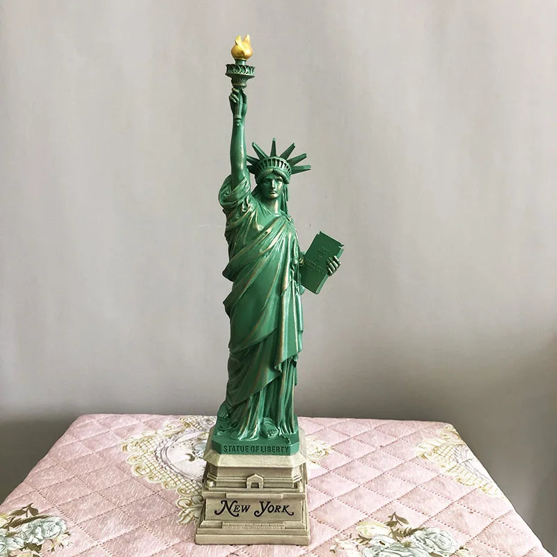 ERMAKOVA Statue of Liberty Model Desk Accessories Collectibles Travel Souvenirs New York Office Home Interior Room Decoration